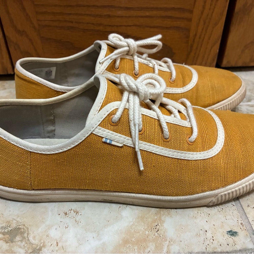 TOMS Carmel Sunflower Yellow Heritage Canvas Sneakers